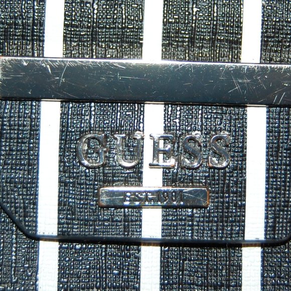 Guess Black & White Striped Wristlet  W/ Multiple Pockets  8 1/2" x 4 1/2" - Picture 14 of 14